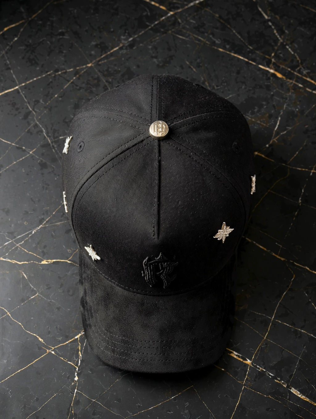 Luxury / Premium
GORRA BLACK ROYAL - EDICIÓN R